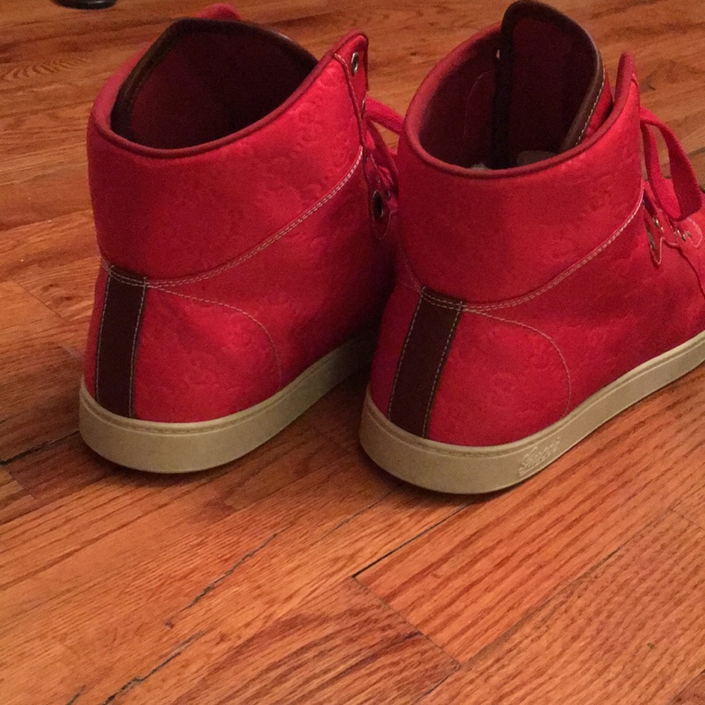 Red Men’s Gucci Aeito - Picture 3 of 7